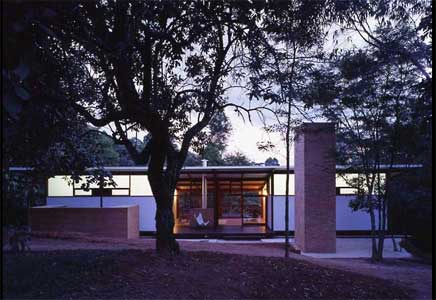 modern-house-carapicuiba