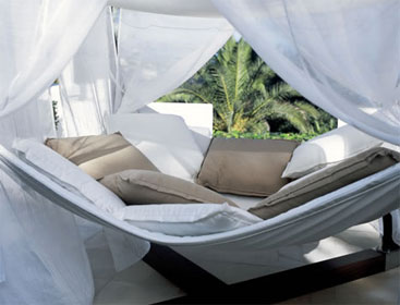 lounge-cocoon-hammock