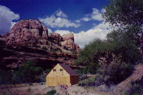 prefab-barn-shelter-kit