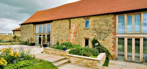 barn restoration brtrsn3 300x140 - Brotherson Barn: assembling old and new pieces of architecture