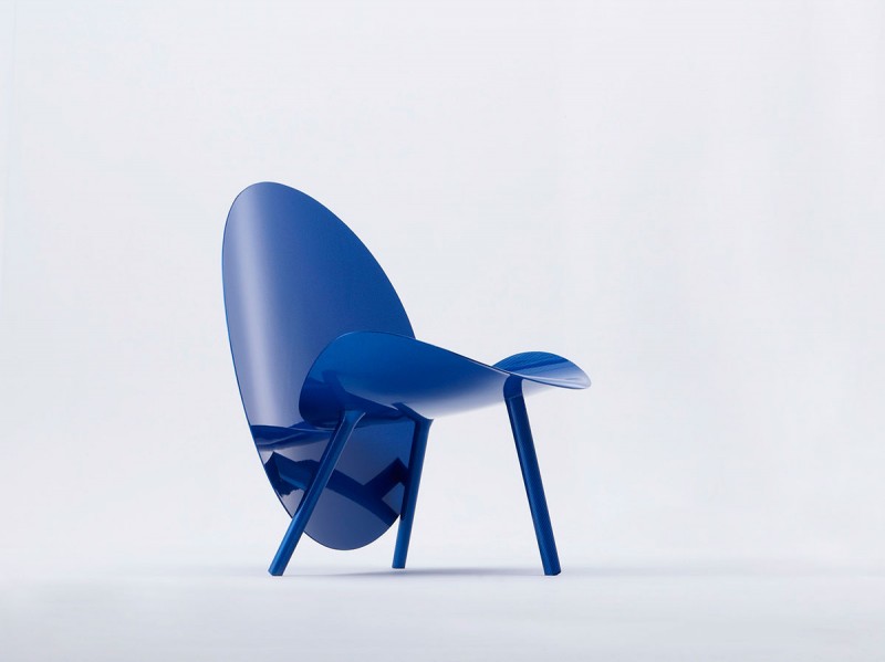 carbon chair halo 800x599 - Halo Chair
