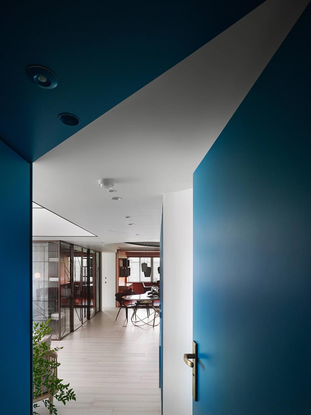 colorful home interiors wd2 - Vivid Color