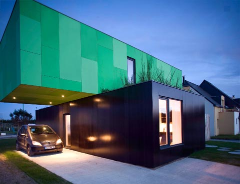 container-home-crossbox-2