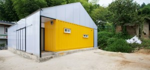 container home low cost91 300x140 - Low Cost House: container modules for a home