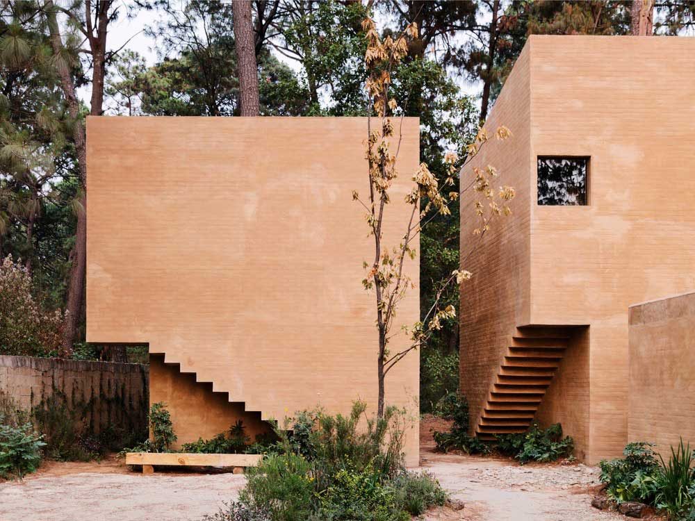 earth brick home design thb 1000x750 - Entre Pinos