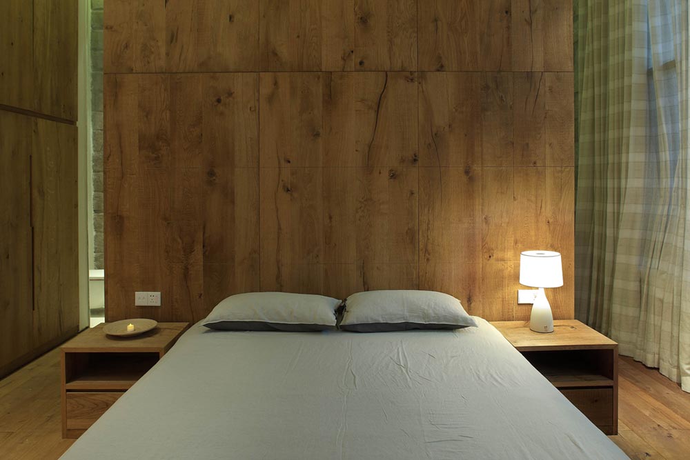 Simple Wooden Bedroom Design
