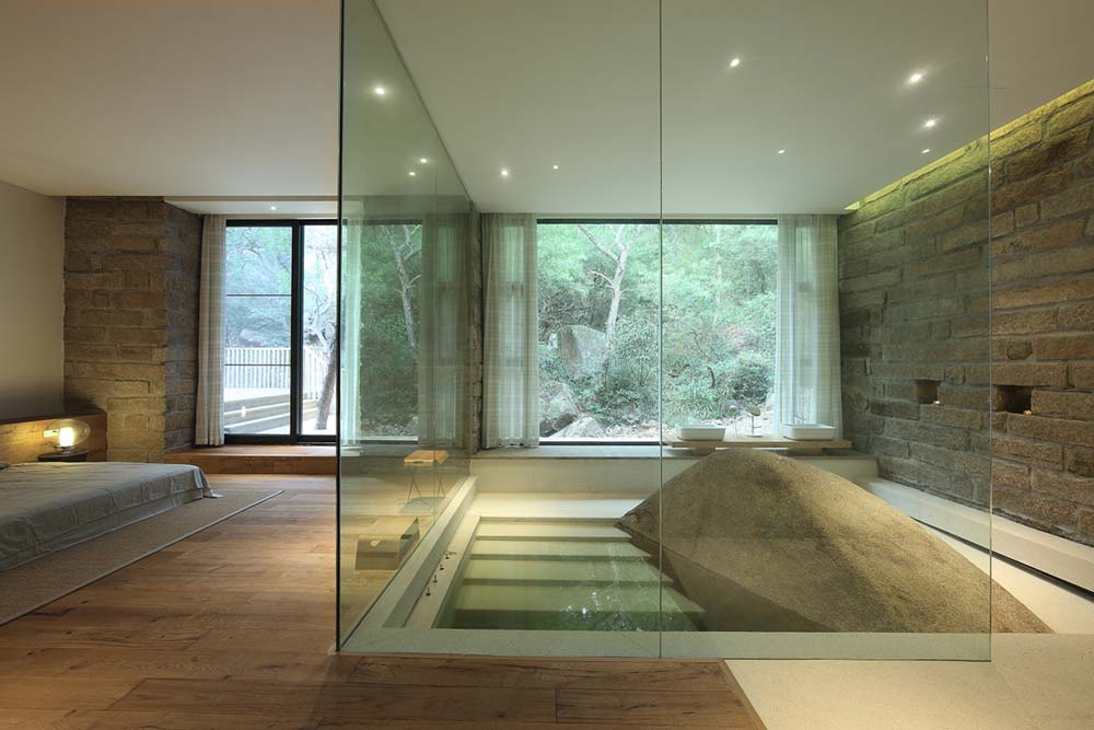 Master Bedroom Sunken Tub