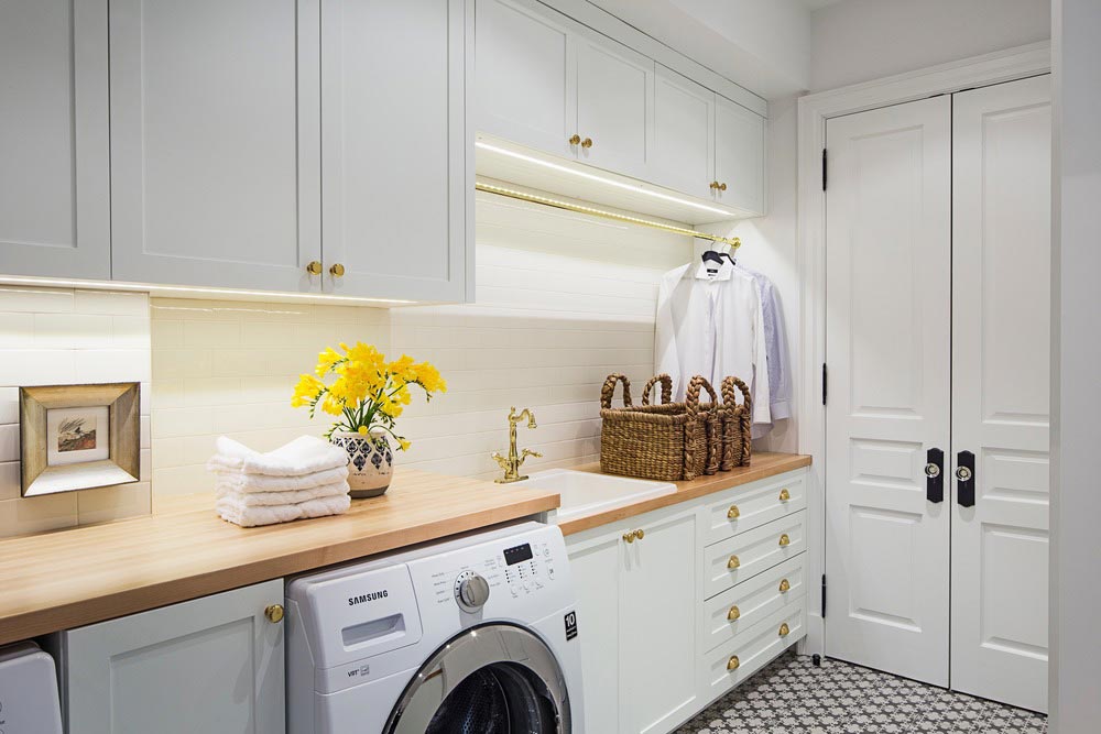 family home luxury interiors laundry room - Home in Little Italy