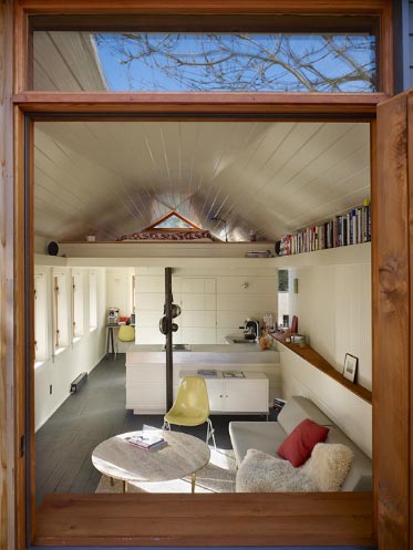 garage conversion: a small, cozy retreat - small houses