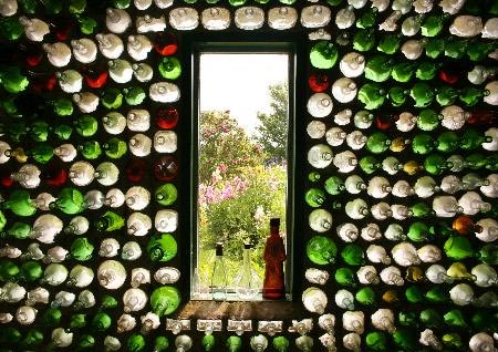 glass-bottle-houses-t2