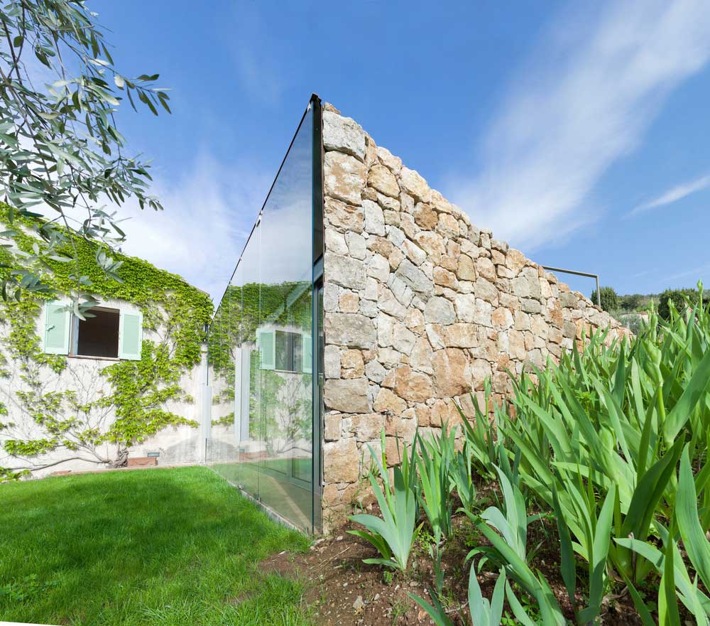 glass stone home extension ema3 - SPE House