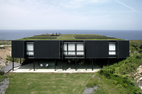 green-roof-house-os7