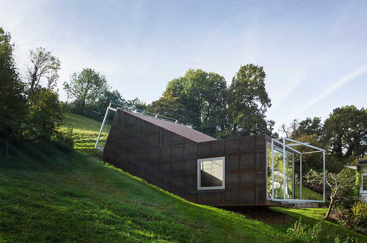 hillside-studio-lucida-ct4