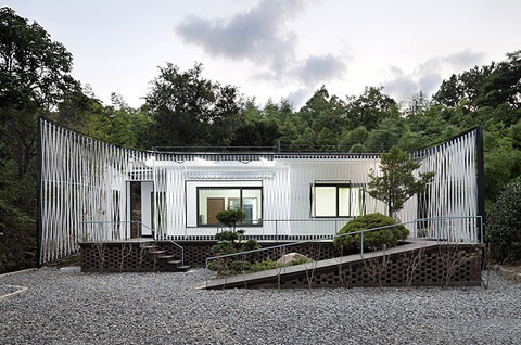 house-facade-namhae2