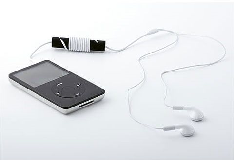 ipod-earphones-cordctrl