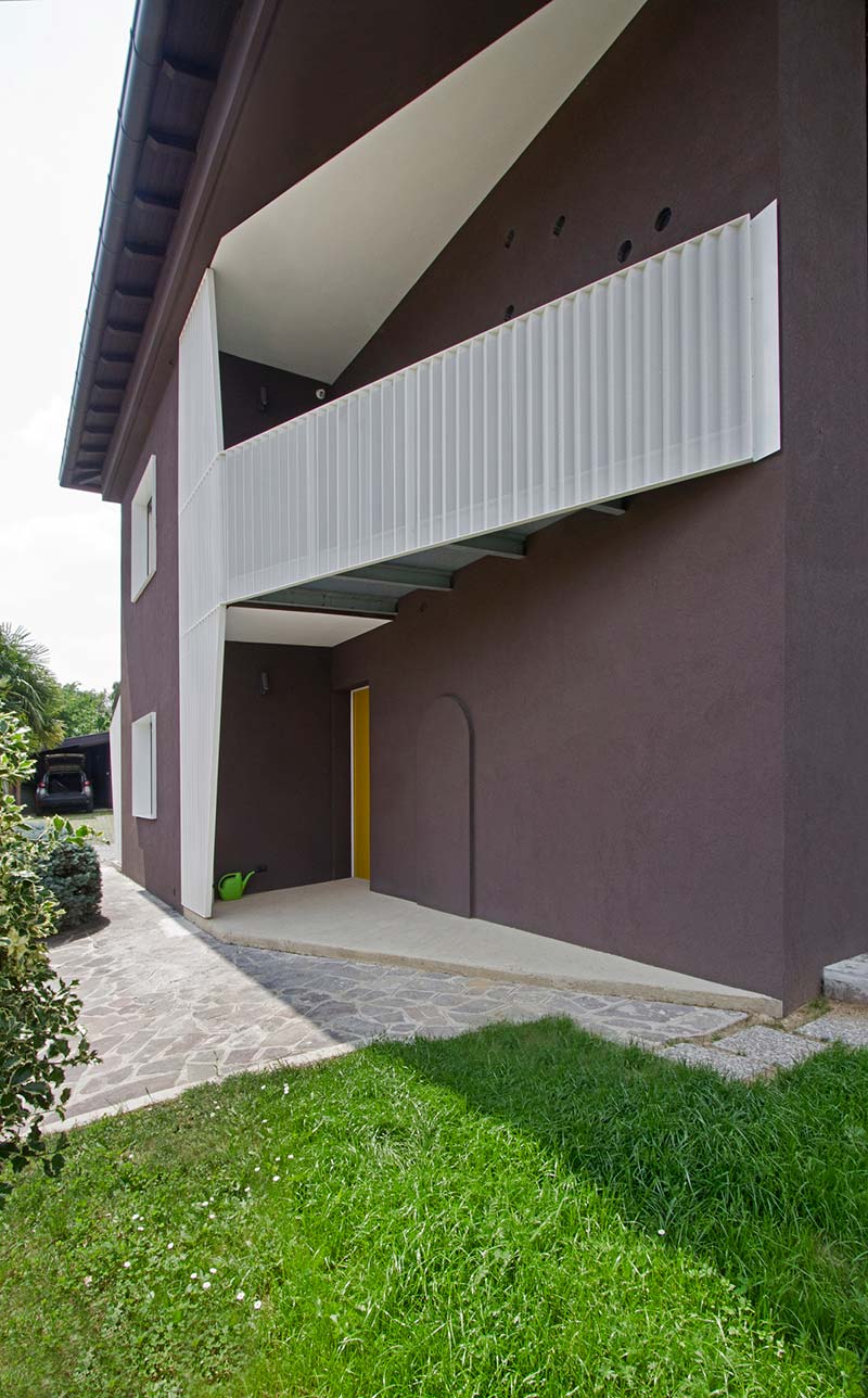 italian villa balcony design - 70's Italian Yellow & Terrazzo Villa