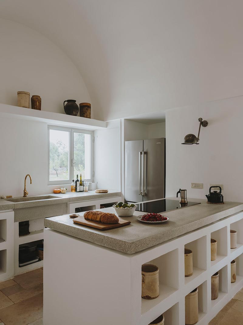 italian villa kitchen design at - Villa Castelluccio