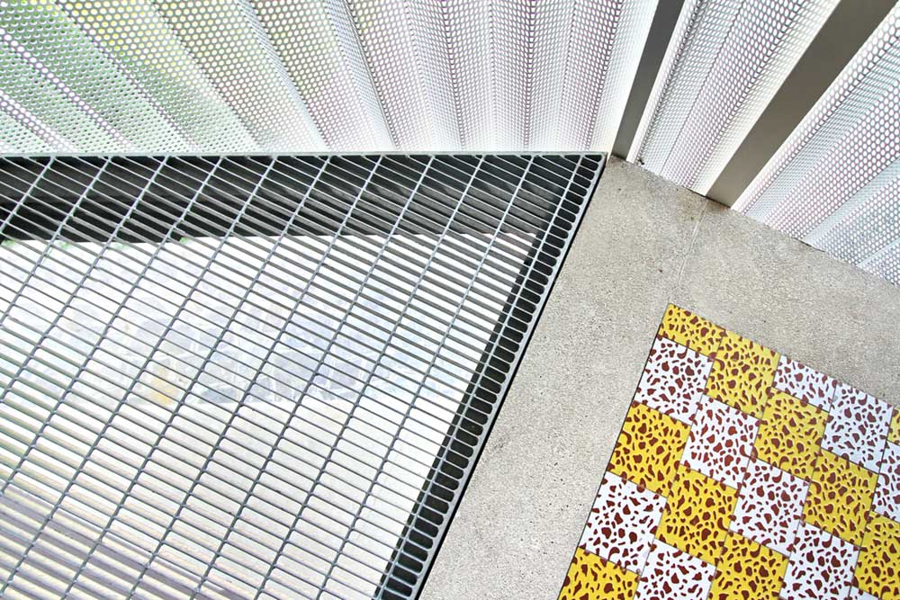 italian villa metal terrazzo - 70's Italian Yellow & Terrazzo Villa