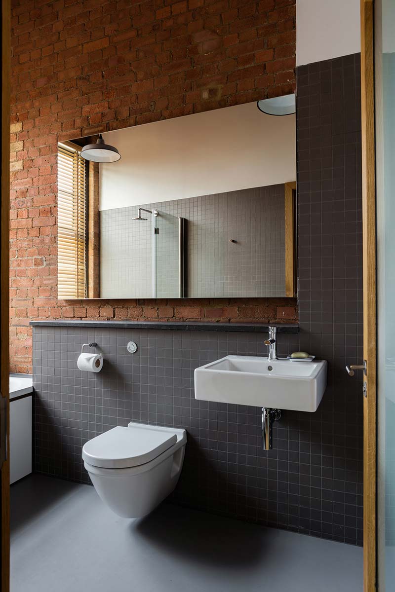 loft apartment design bathroom eea - Charlotte Road