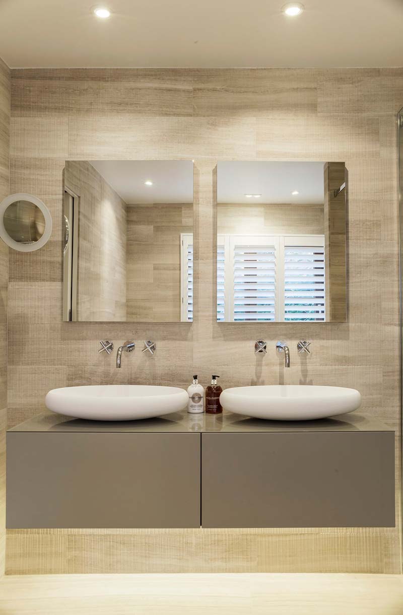 london townhouse bathroom design - Highgate Hill Townhouse