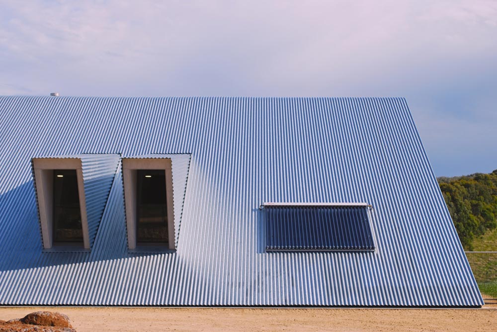 modern a frame house roof ab - Tucks Ridge House