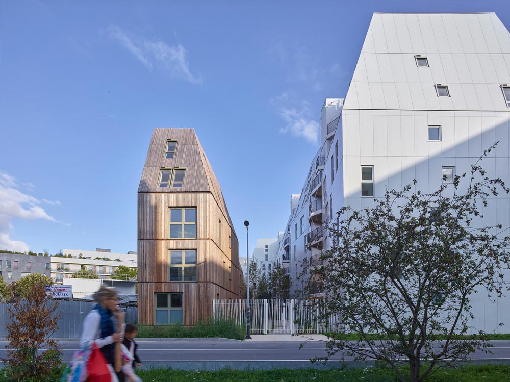 modern-apartment-building-ttrc6