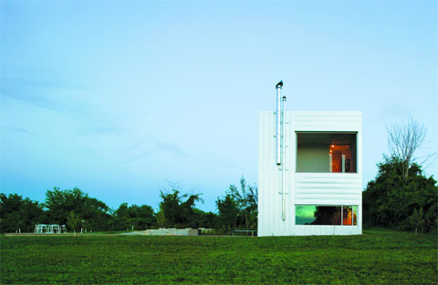 modern-barn-field-house