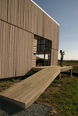 modern-barn-house-blair2