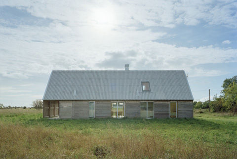 modern-barn-house-gsmr-llp8