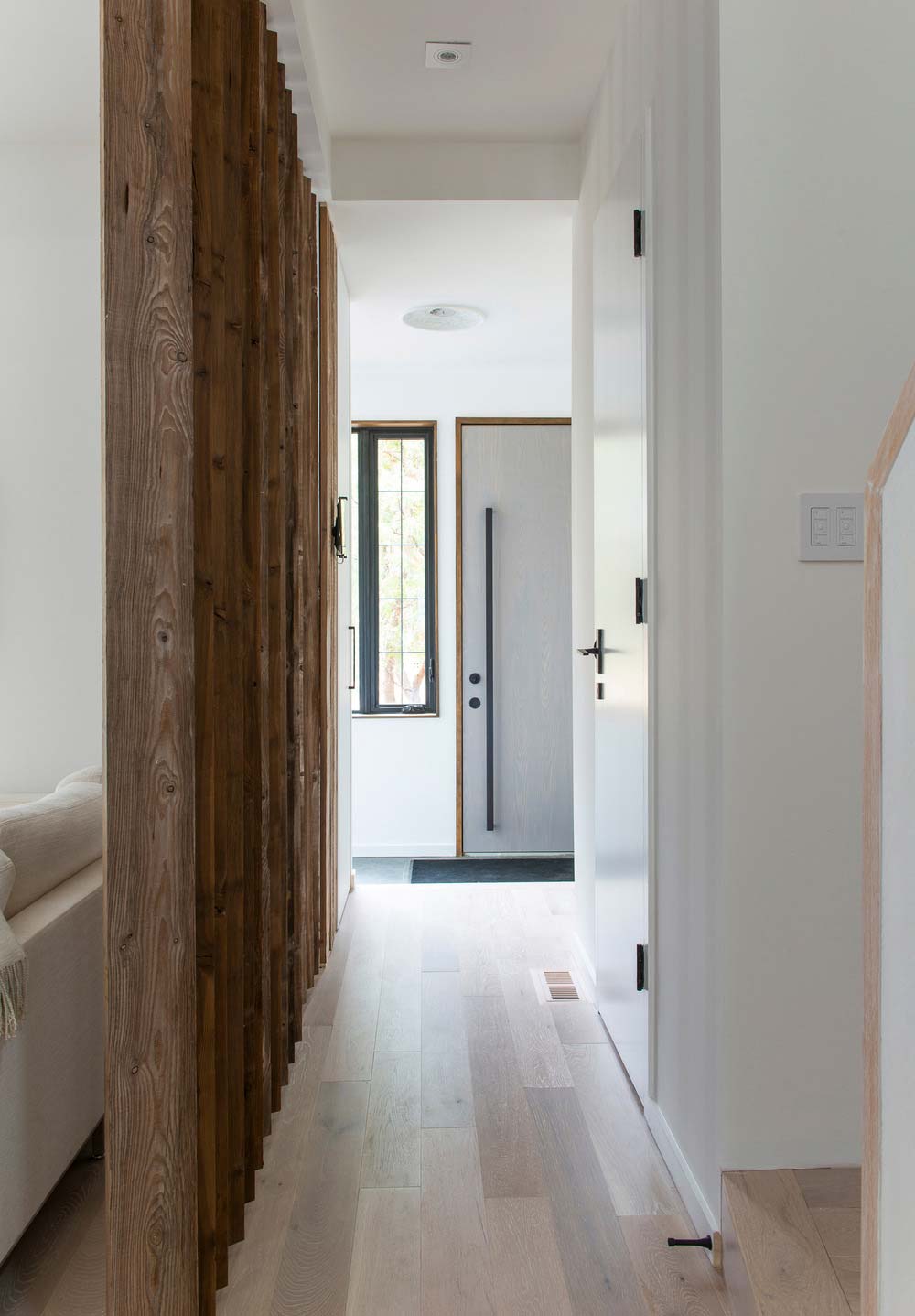 modern beach house hallway ca - 1905 Beach House Sustainable Reinvention