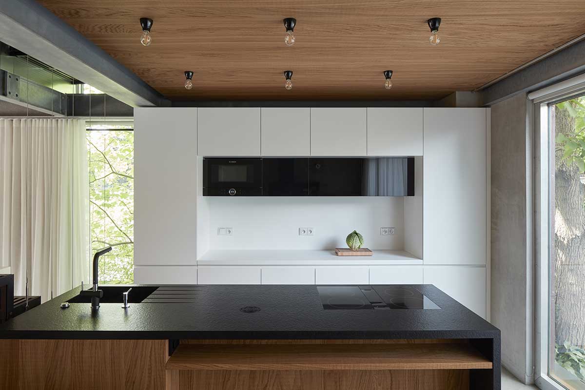 modern black white kitchen okp - Rusty House