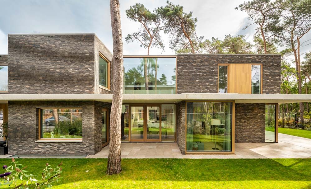 modern brick glass villa hd 1000x607 - Villa Zeist 2