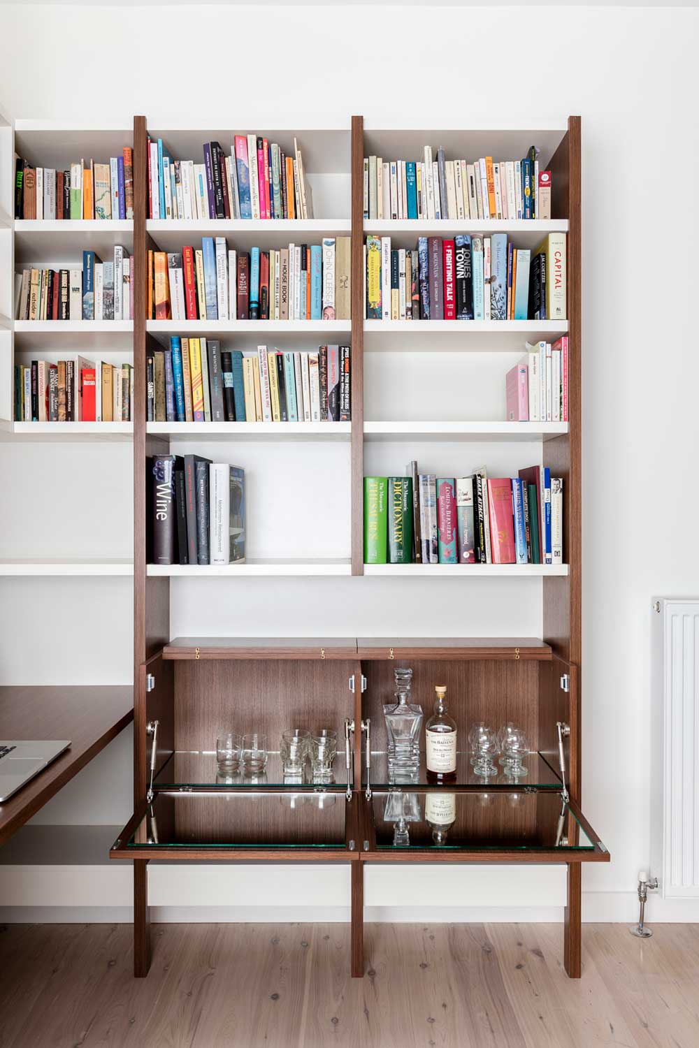 modern bungalow library bar - Sampson House