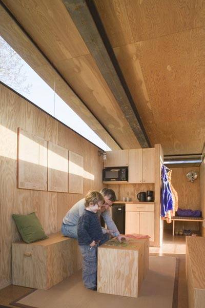 modern-cabin-rolling-hut-4