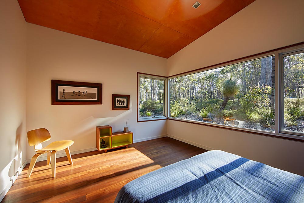 modern cabin steel design bedroom - Bush House