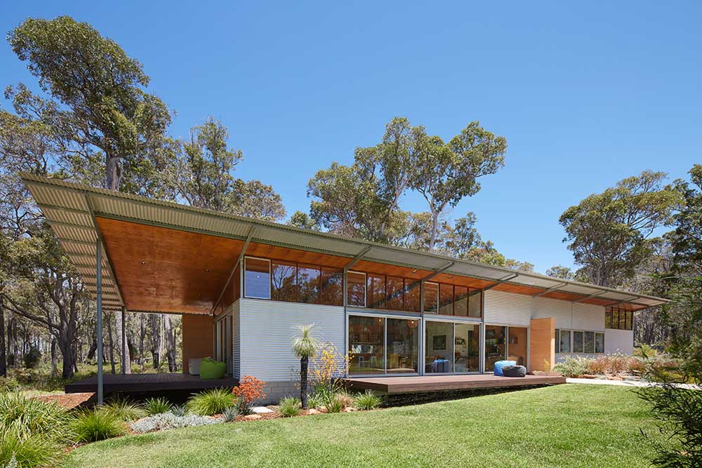 modern cabin steel design facade at - Bush House