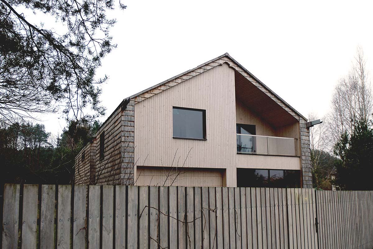 modern-cedar-house-sda3