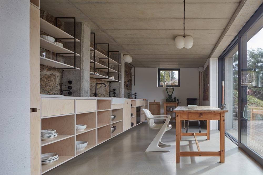 modern country house kitchen design ma - House Behind a Wall