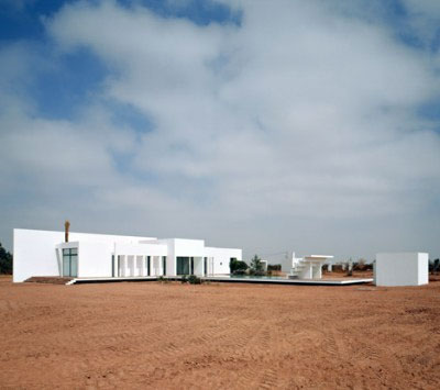 modern-desert-home-fobe-1