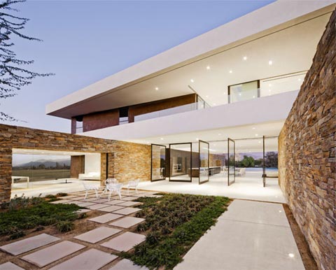 Desert Panorama House: Modern Shelter - Modern Architecture