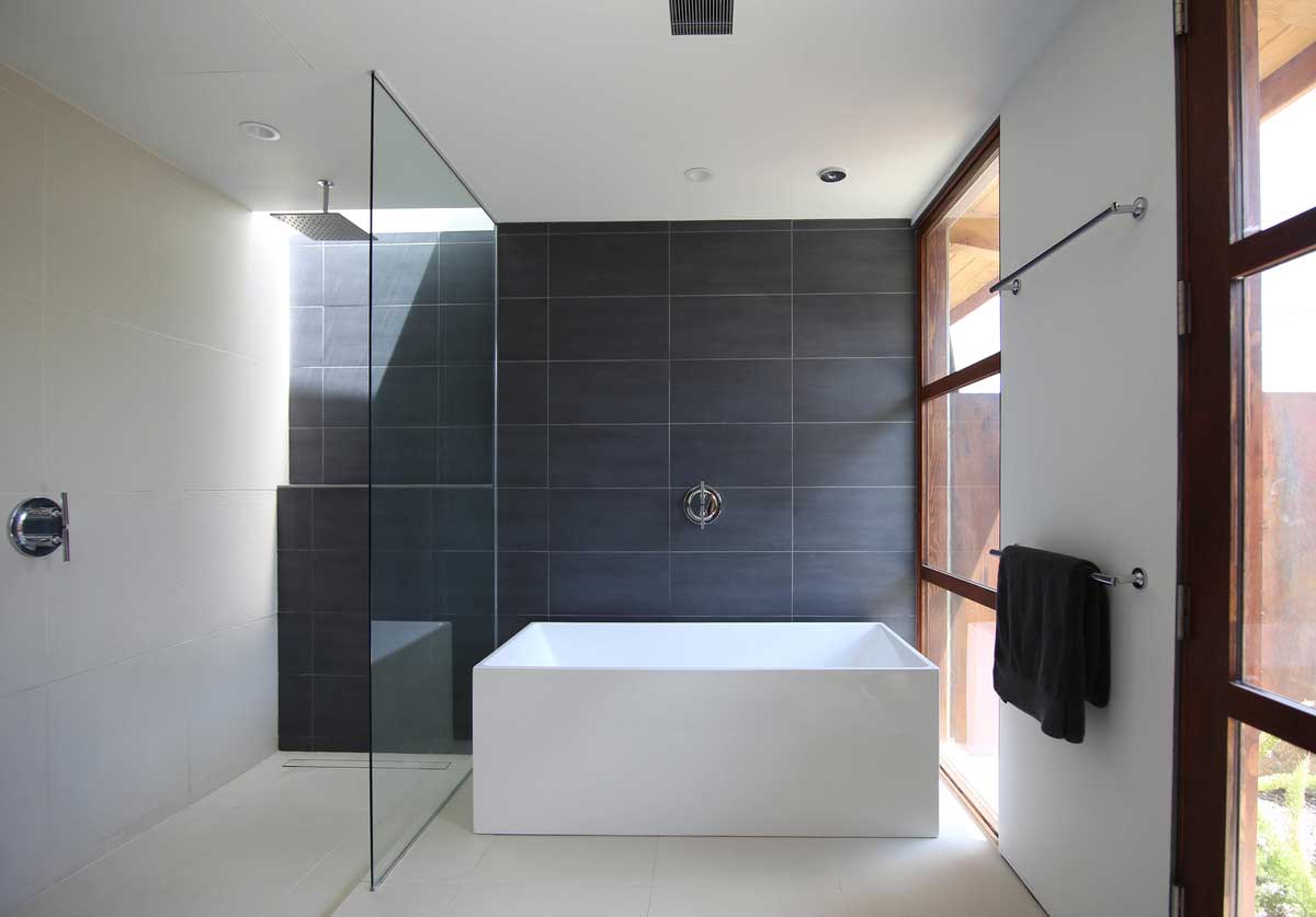 modern desert house bathroom hmh - Chino Canyon House