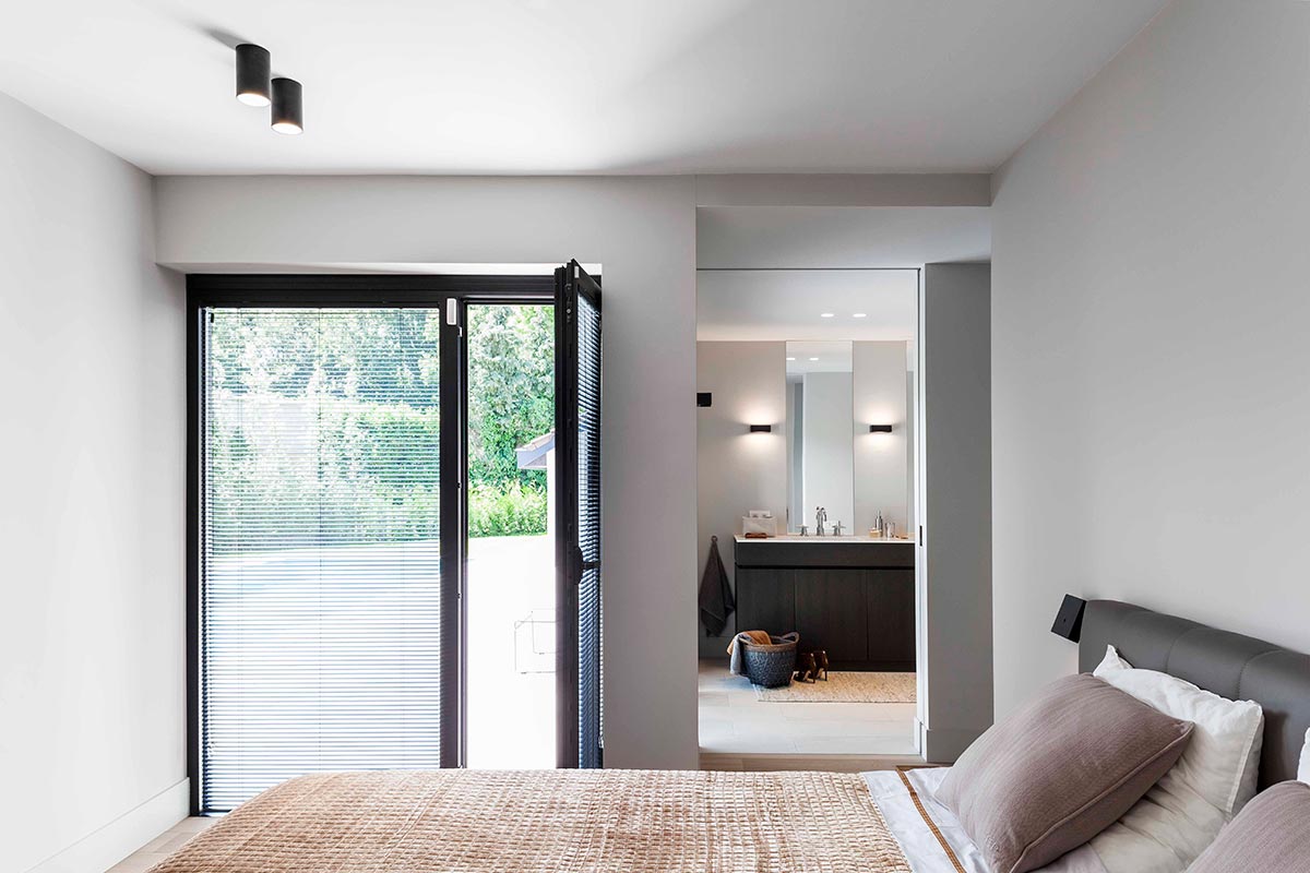 modern-elegant-villa-design-juma8