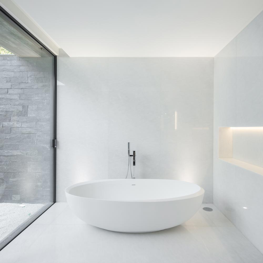 modern hillside home tub design ta - Fraiao House