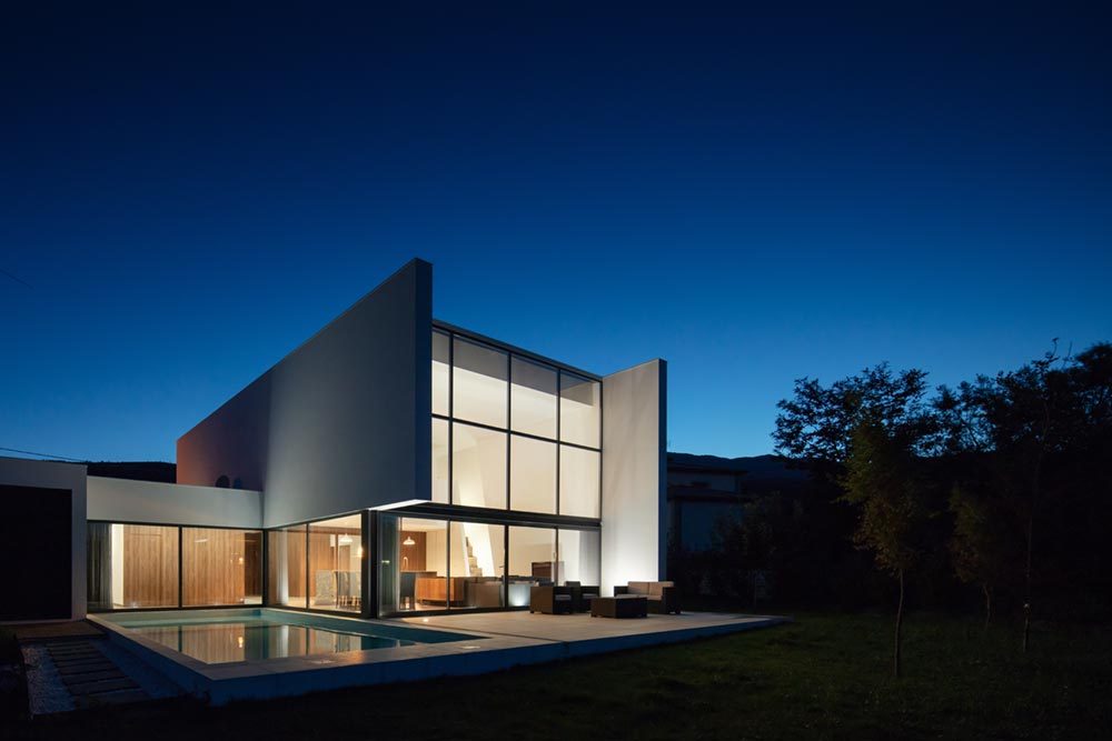 modern home design exterior tva 1000x667 - Gafarim House