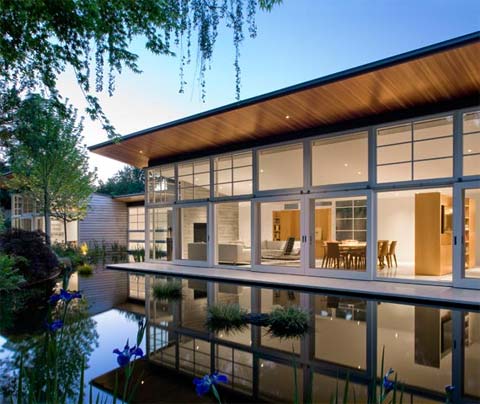 modern-home-pond-atrtn-2