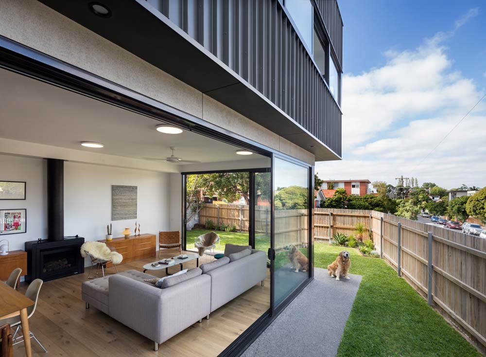 modern house backyard design ja - St Kilda East Townhouses