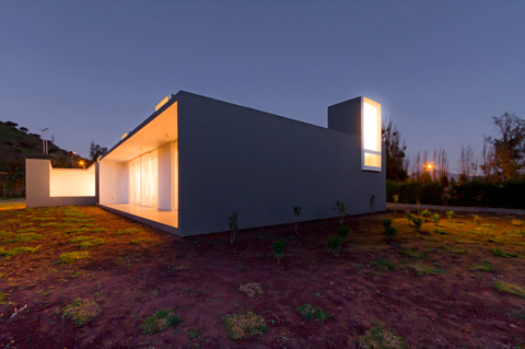 modern-house-chile-lcrns-04