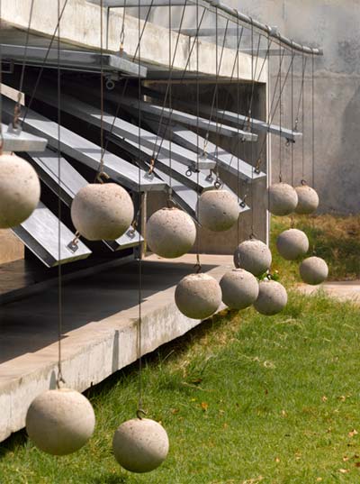 modern-house-india-balls-4