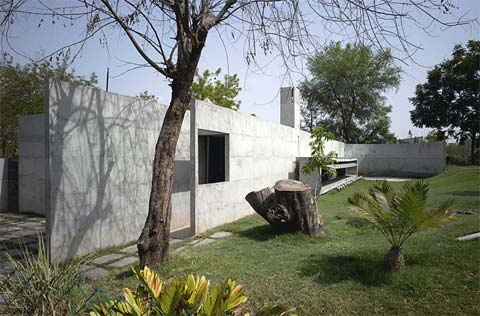 modern-house-india-balls-8