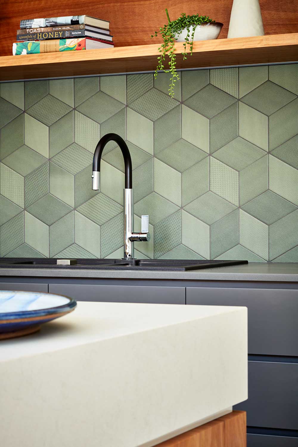 modern house kitchen tile ba - Grasmere